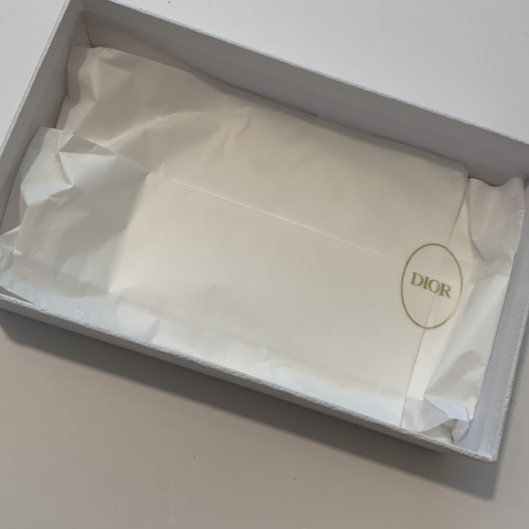 Dior EMPTY Gift Box with Dior Silky Ribbon and White Tissue Paper • Authentic - Picture 4 of 13